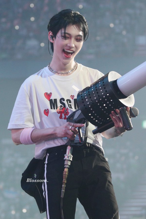 [잡담] 나 용복이 흑발 고화질 영상 기다려···뭐든 좋아··· | 인스티즈