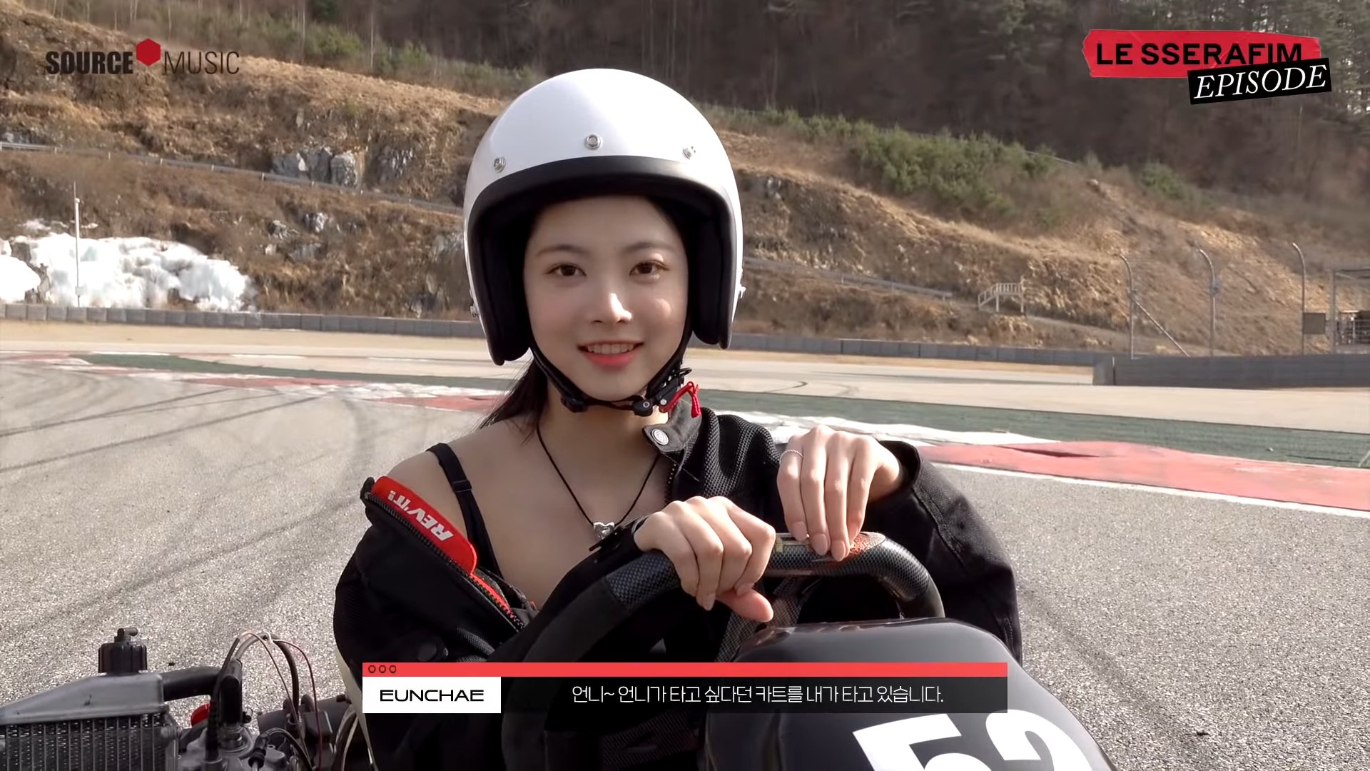 [잡담] 은채 채원이 껌딱지냐구 진짜 너무 귀엽다 | 인스티즈