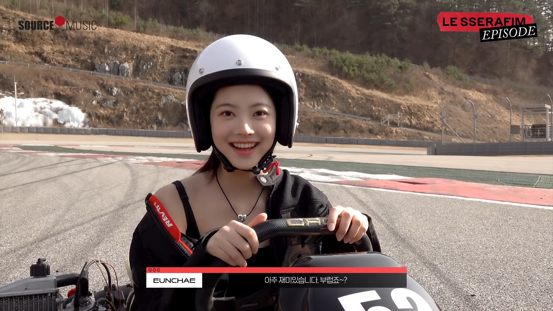 [잡담] 은채 채원이 껌딱지냐구 진짜 너무 귀엽다 | 인스티즈