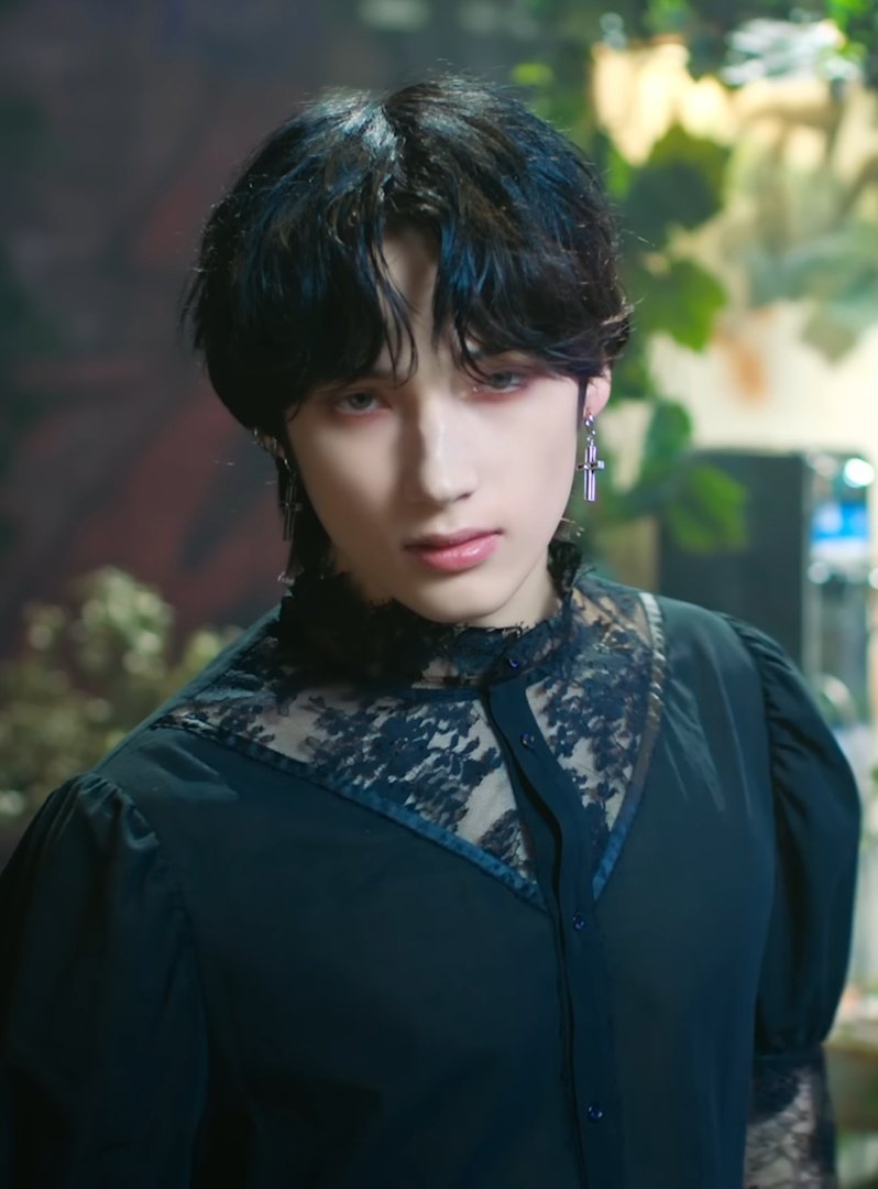 [잡담] 근데 이거 귀걸이 아니고 귀찌 | 인스티즈