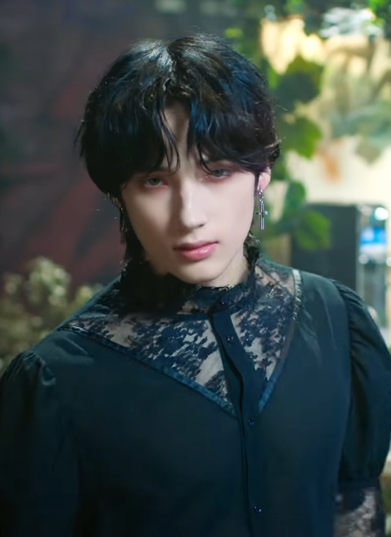 [잡담] 진심 휴닝이 귀엽다고만 생각했지 이정도로 조각일줄이야.. | 인스티즈