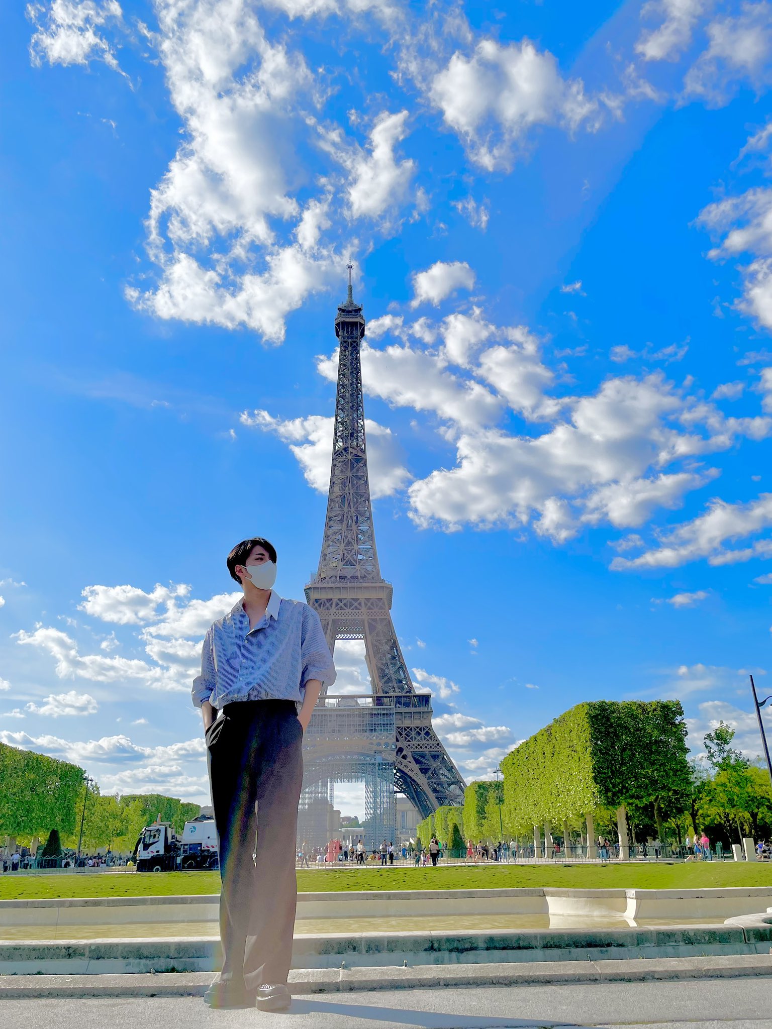 [잡담] 옷 진짜 본인스럽게 입어 | 인스티즈