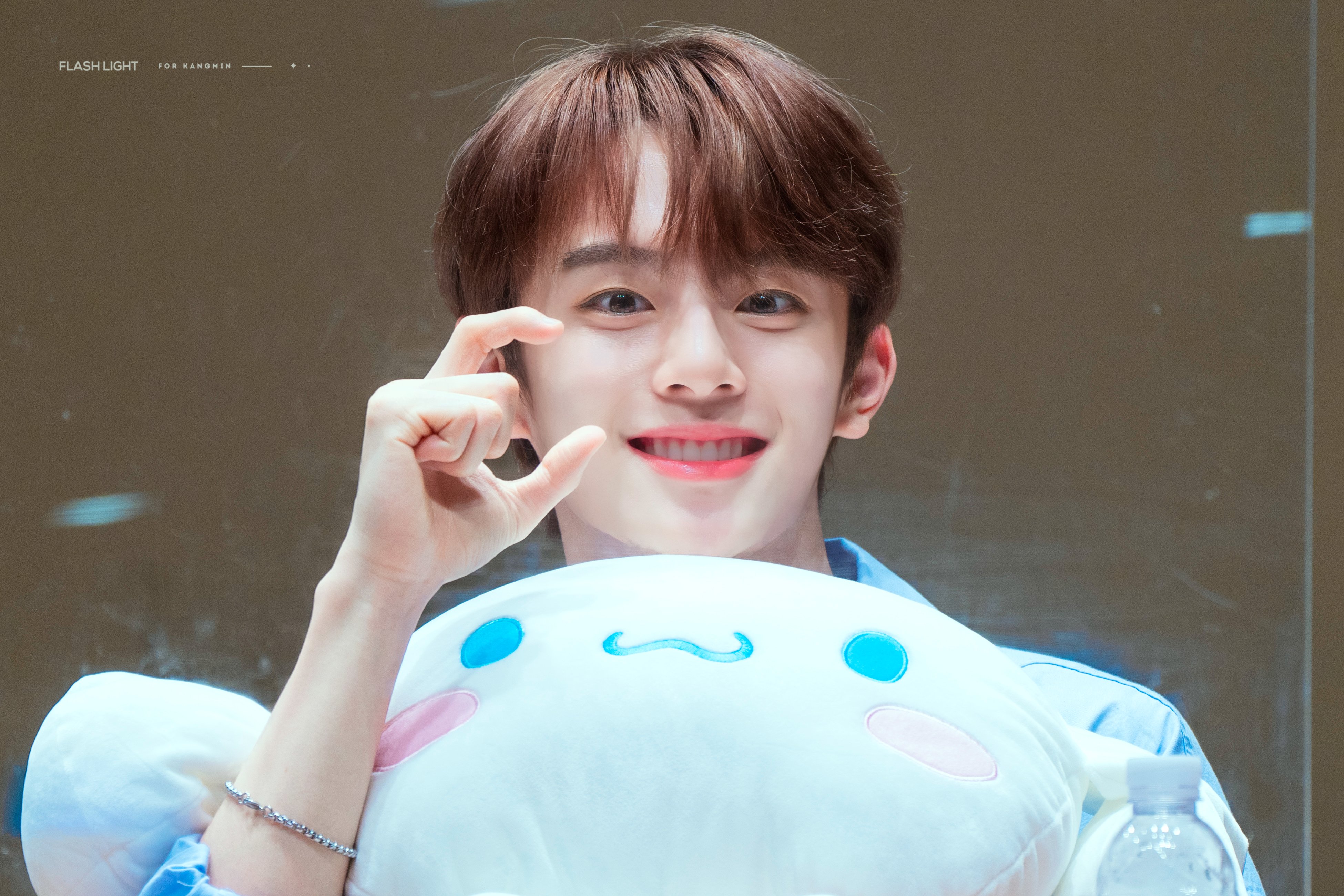 [잡담] 사람들이 다 얘는 진짜 아기같다고 말하는 이유가있음 | 인스티즈