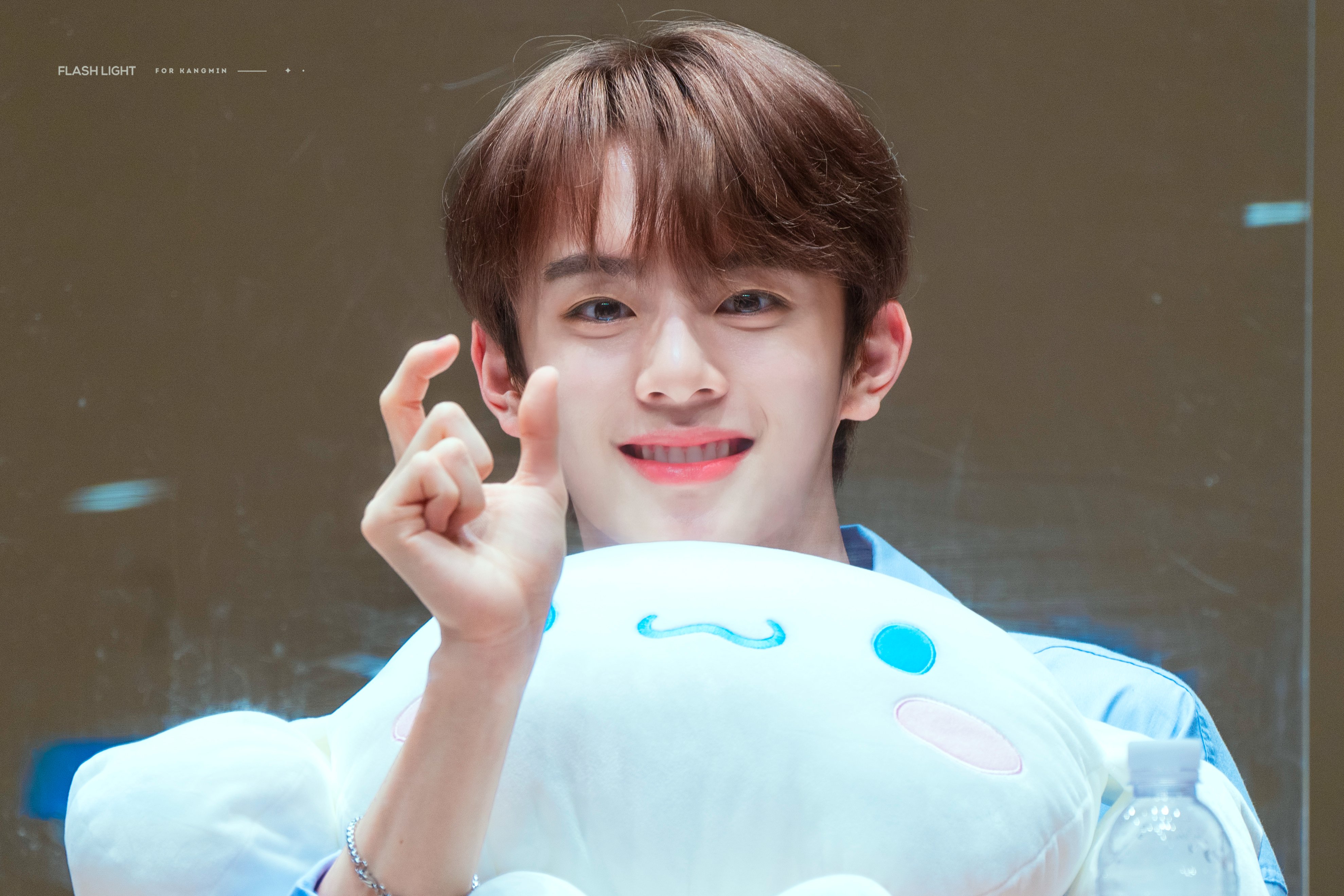 [잡담] 사람들이 다 얘는 진짜 아기같다고 말하는 이유가있음 | 인스티즈