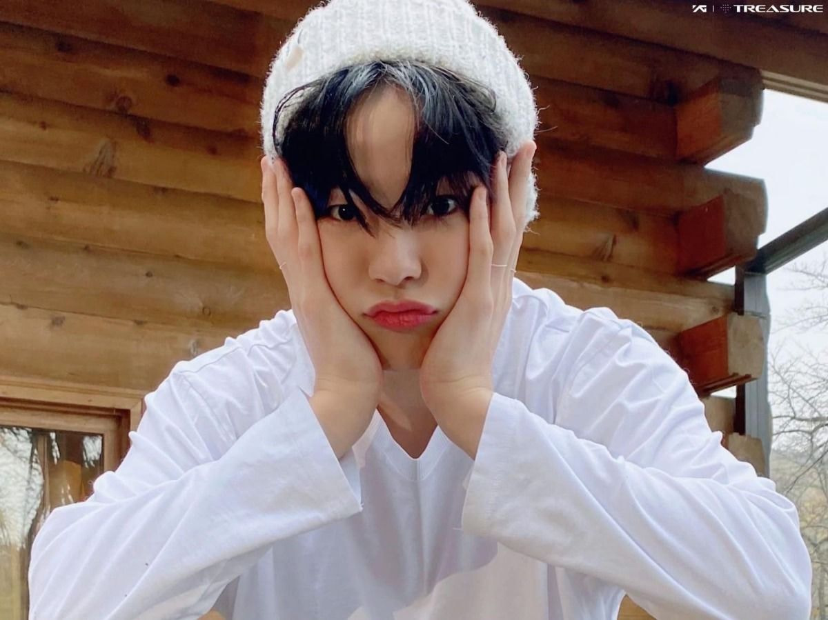 [잡담] 윤재혁 사진이나 셀카 찍을때 금지해보고싶은 표정 ㅋㅋㅋㅋ | 인스티즈