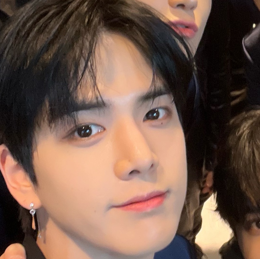 [잡담] 김영훈 얼굴 왜이러니.... | 인스티즈