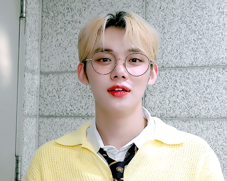 [잡담] 요즘 자꾸 신경쓰이는 남녀돌 4명 | 인스티즈