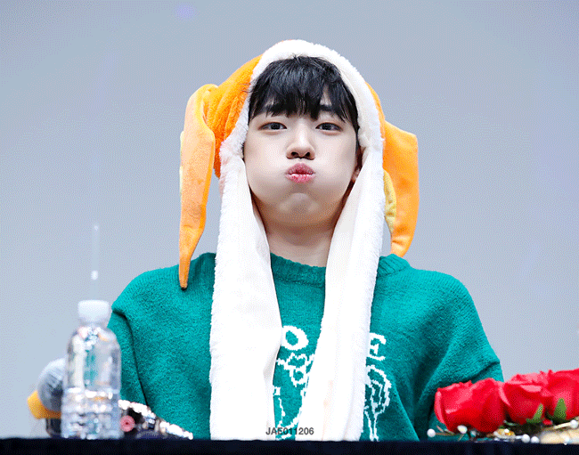 [잡담] 헐 박재찬 애기때 지금이랑 완전 똑같아 | 인스티즈