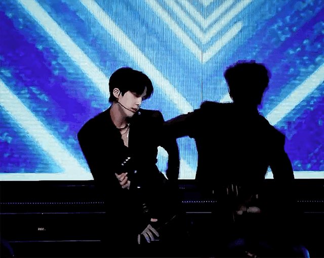 [잡담] 더보이즈 현재 영훈 힙노타이즈 너무 좋아 | 인스티즈