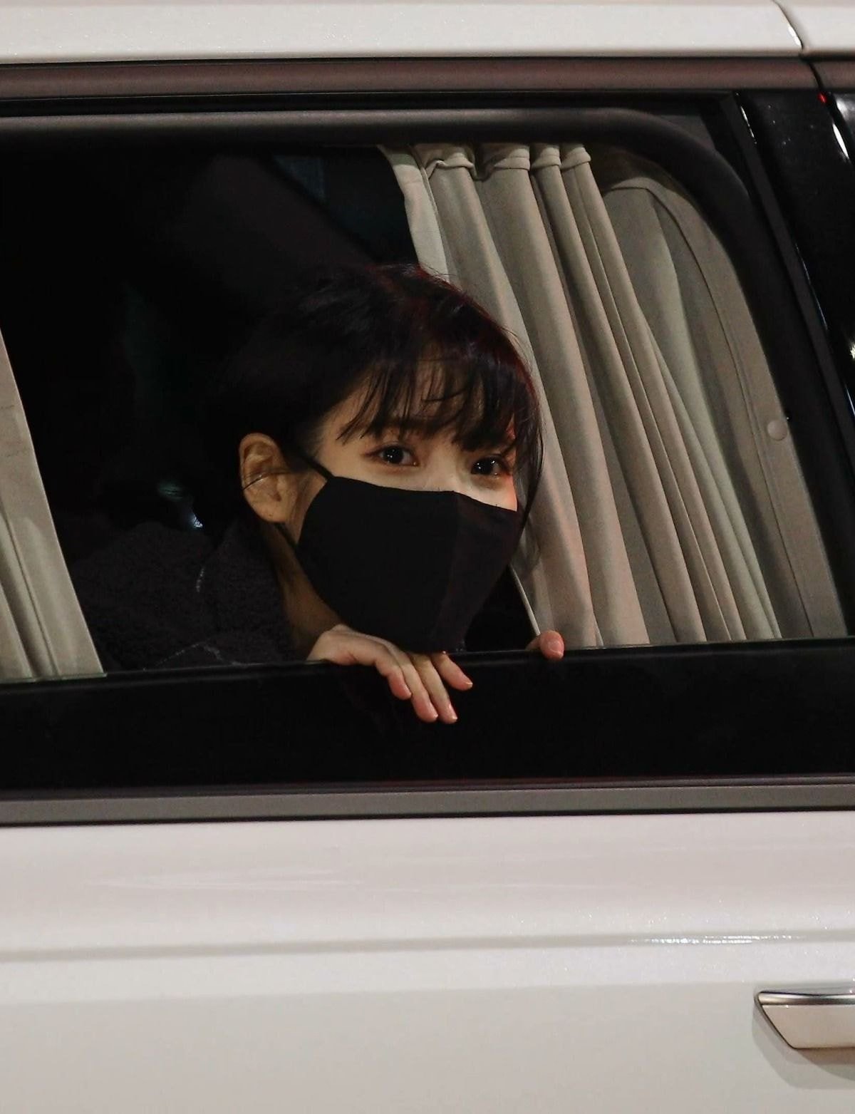 [잡담] 아이유가 팬 보는 눈빛 너무 | 인스티즈