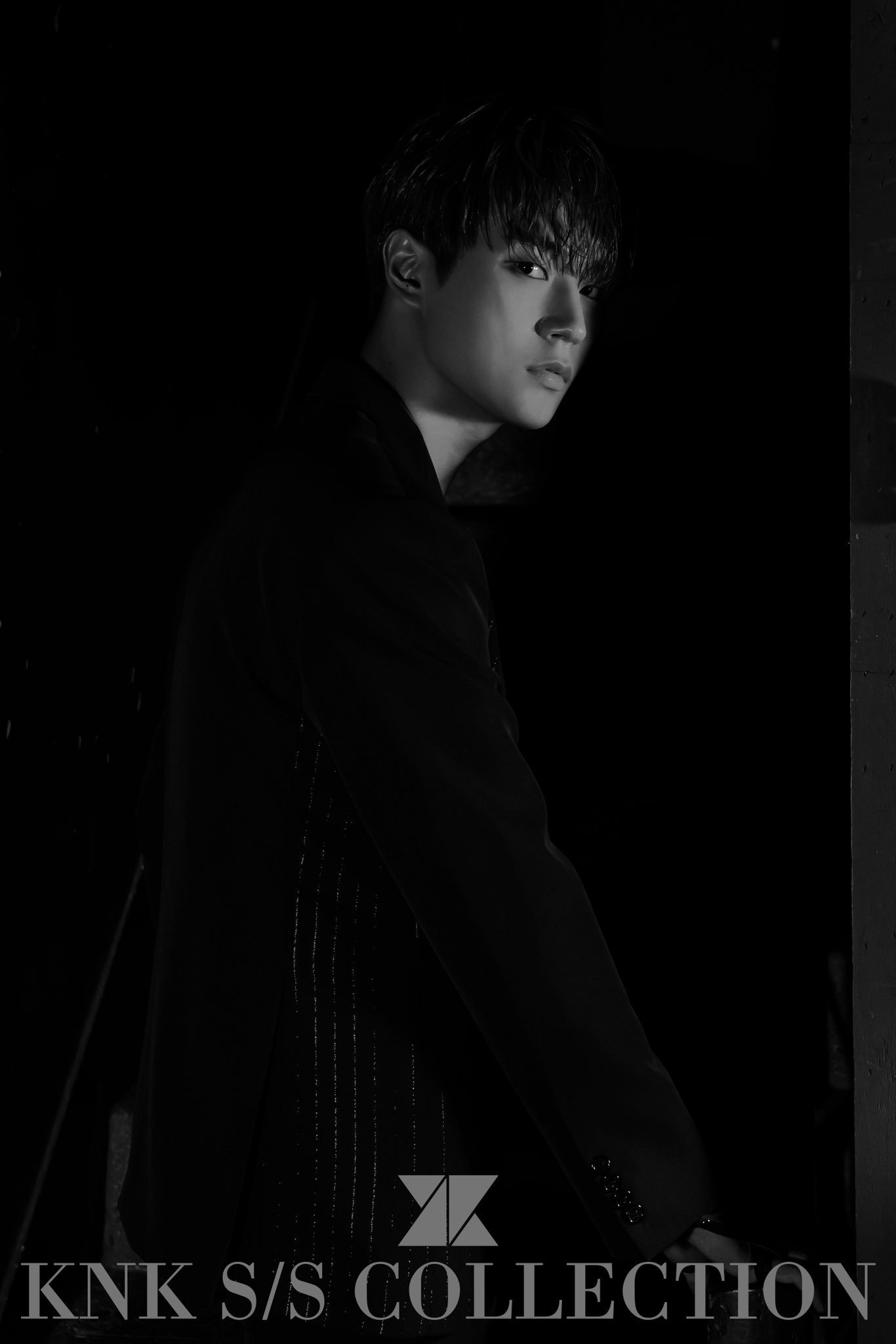 [잡담] 와이게 그 핵명곡 선셋 자켓사진이야? 아이돌시절이라 여기로 옴(주어 박서함) | 인스티즈