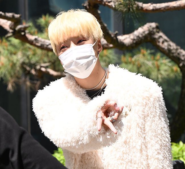 [잡담] 위너가 갸루피스하는 방법 | 인스티즈