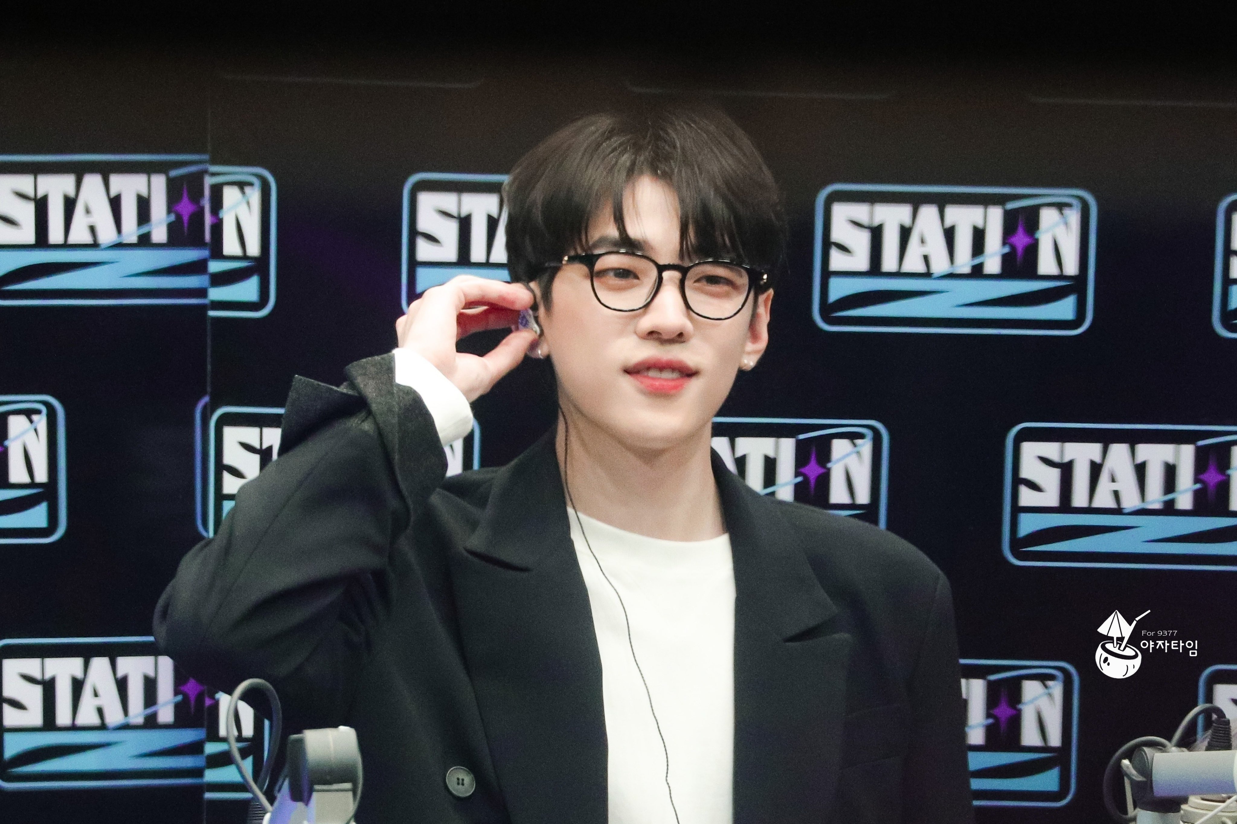 [잡담] 재찬 화보마다 이미지 다 다른데 다 착착 받아먹는거 미쳐버림😇 | 인스티즈