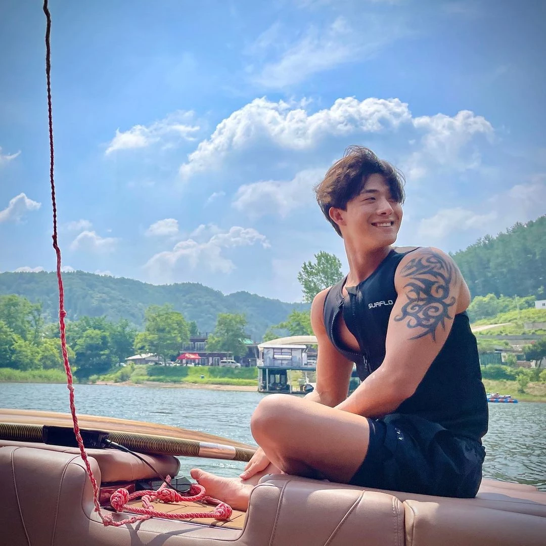 [잡담] 이런 얼굴은 어떤 상같아? | 인스티즈