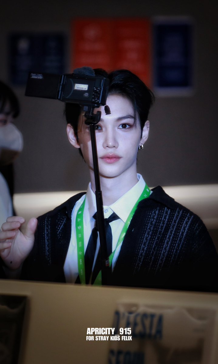 [잡담] 용복이 흑발 금발 진짜 느낌다르다 | 인스티즈