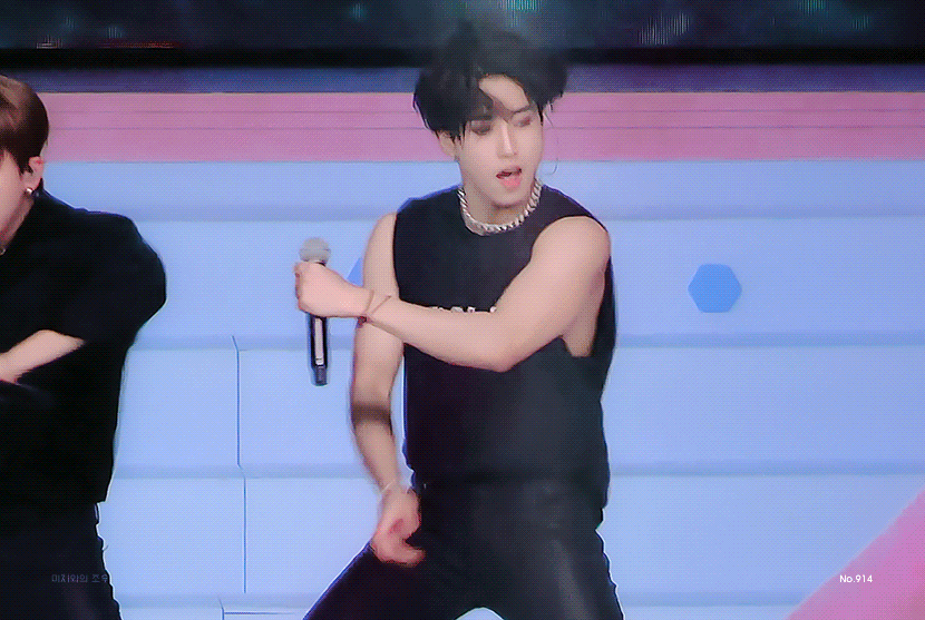 [잡담] 한지성 민소매 입을때마다 하는 생각 | 인스티즈