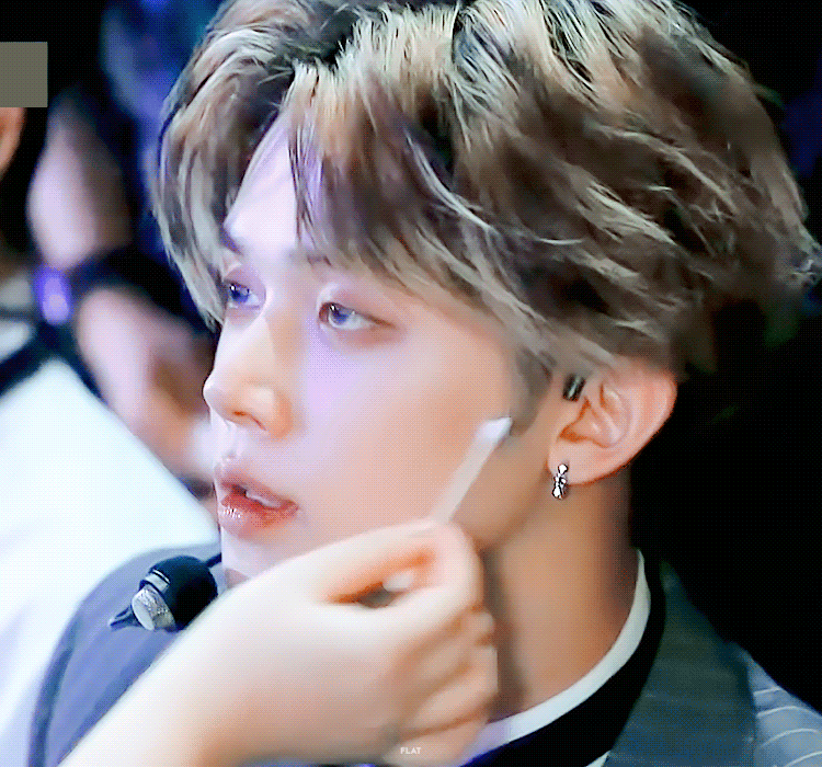 [잡담] 연준도 이러케 보면 디게 예쁜 얼굴이네 | 인스티즈