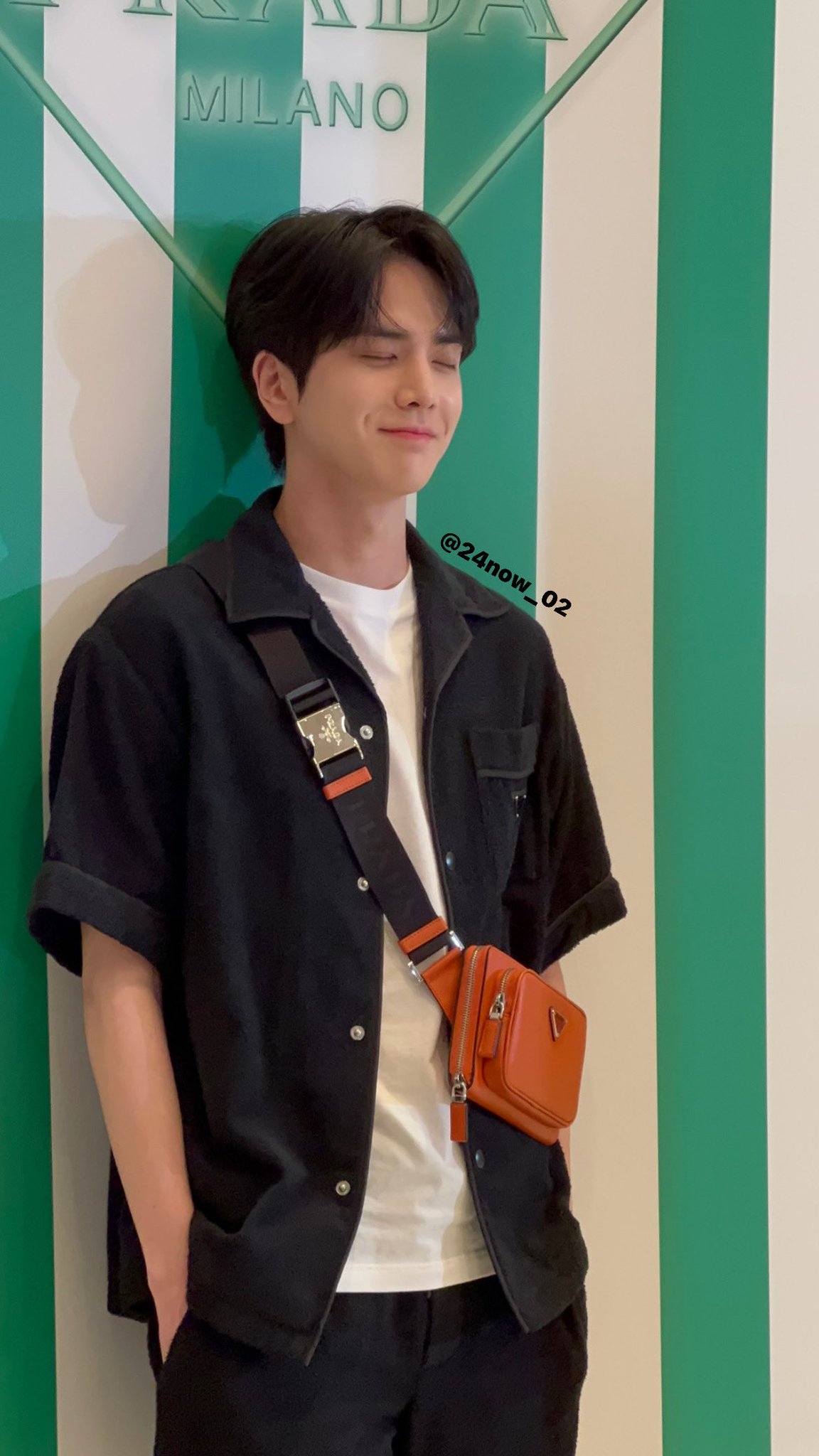 [잡담] 더보이즈 영훈 오늘도 레전드 폰카짤 탄생 | 인스티즈