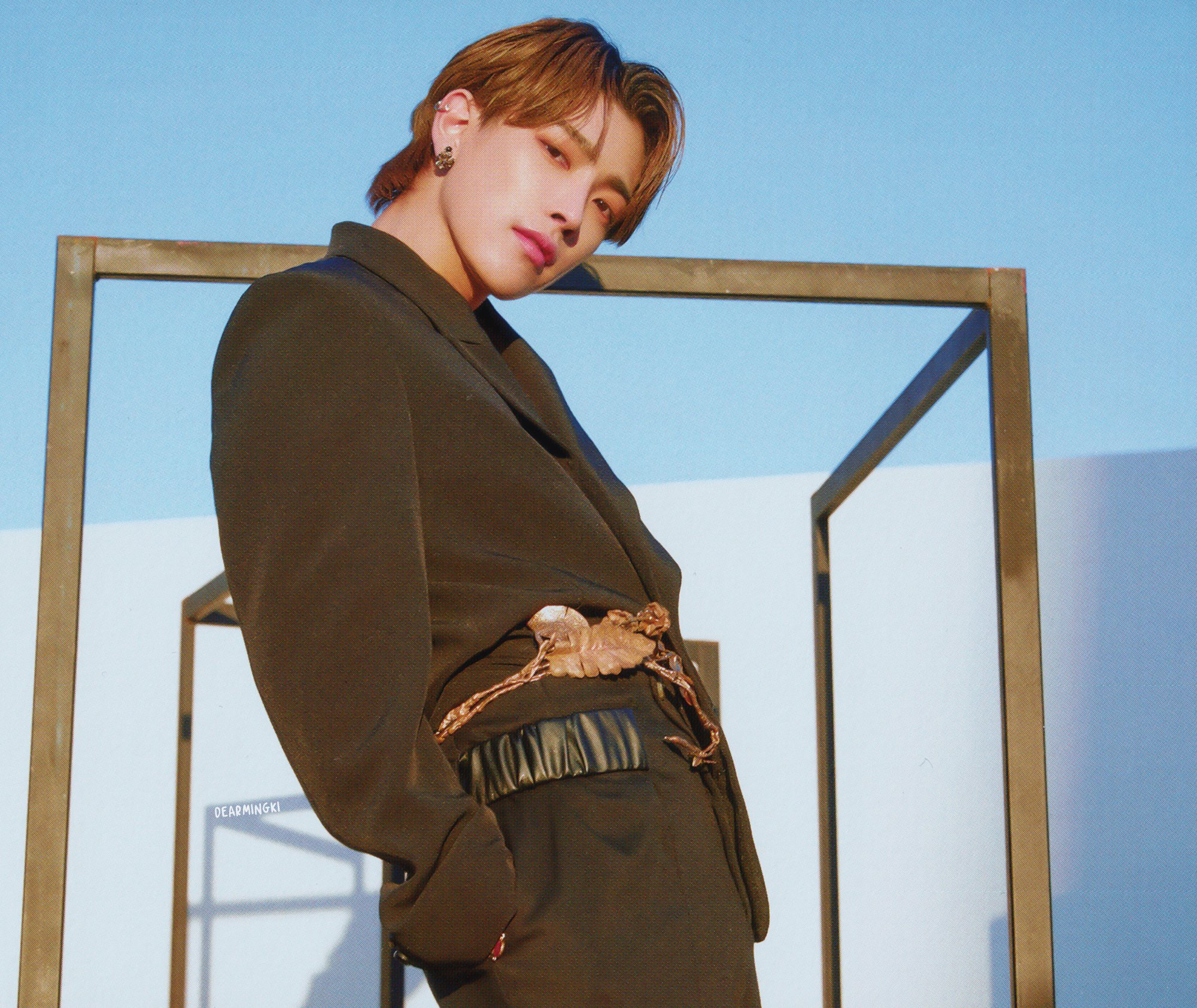 [잡담] 샤넬 옷 입은 거 보고 싶다... | 인스티즈