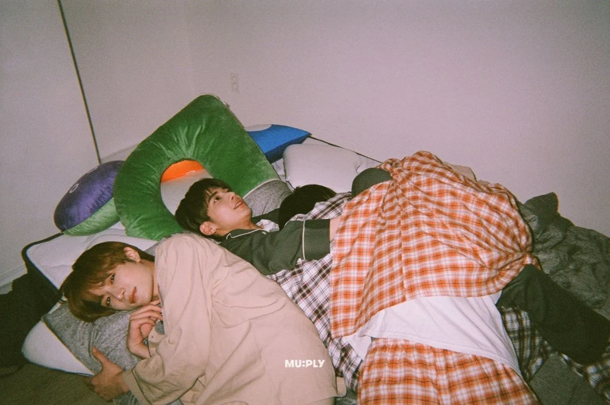 [정보/소식] #돌들의침묵 돌침 수련회장에 투바투의 등장이라! 5월 18일 저녁 8시, 뮤플리 유튜브에서 만나요💚 | 인스티즈