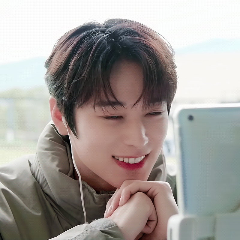 [잡담] 세상 사람들이 널보고 섹시하다고 해도 넌 청순과 귀여움이 기본값이야.. | 인스티즈