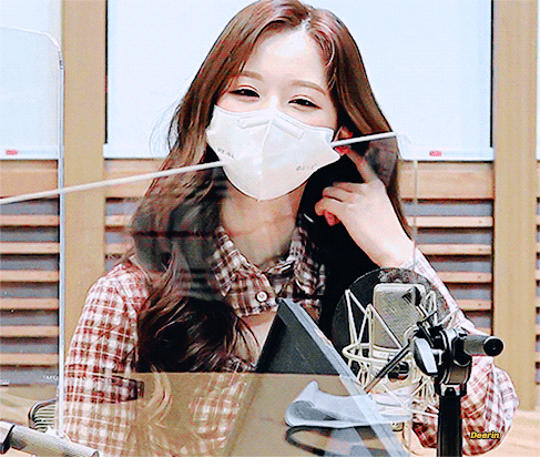 [잡담] 와 마스크 벗었는데 더 예쁜사람 거의̑̈ 첨봐 | 인스티즈