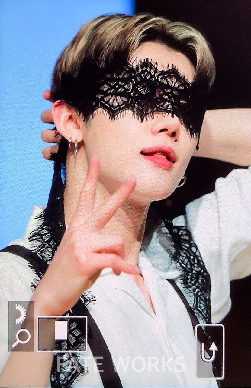 [잡담] 투바투 연준 레이스천 2022 버전으로 찢으셨다... | 인스티즈