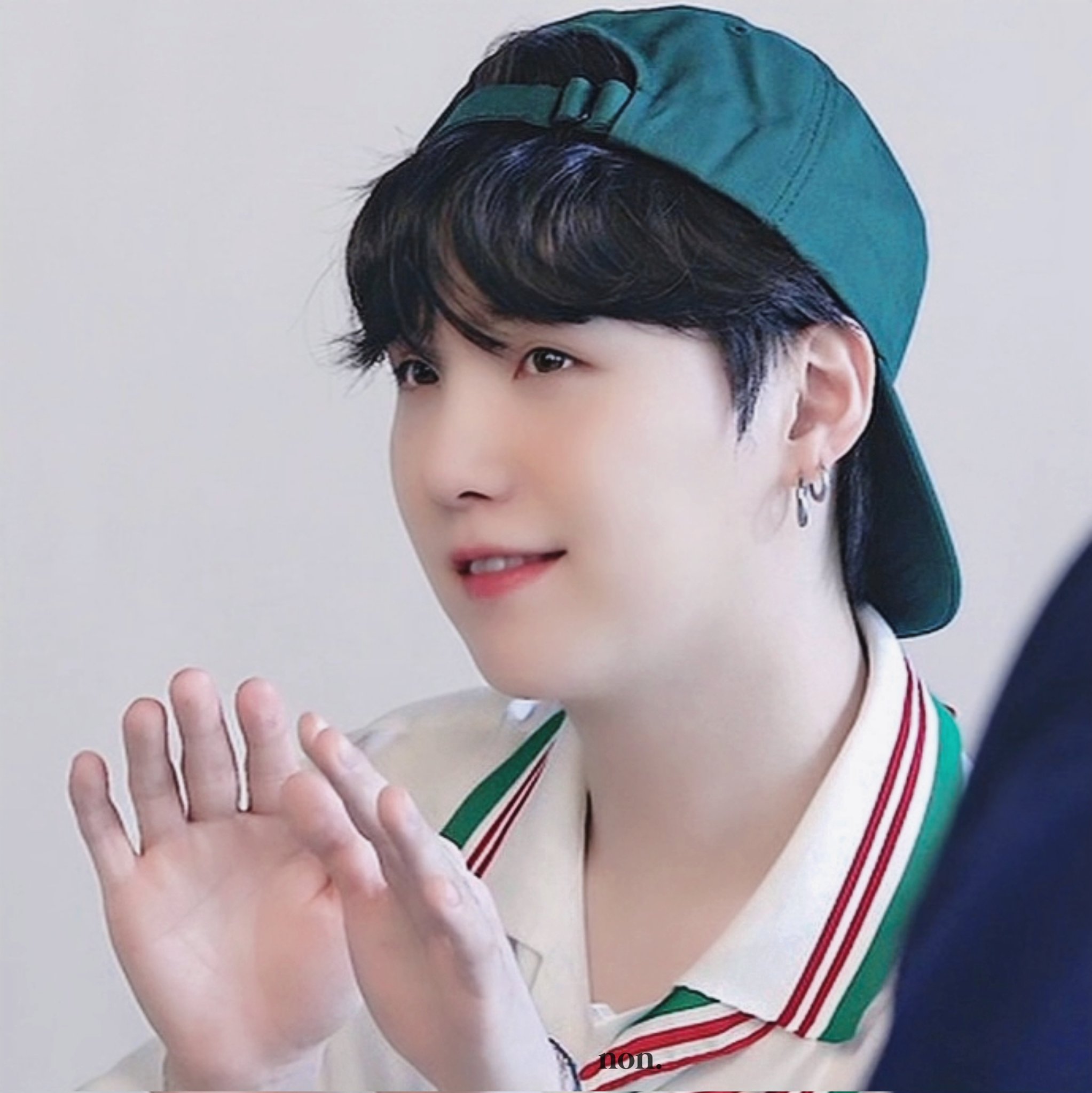 [잡담] 아 방탄 슈가 너무 귀여워..하.. | 인스티즈