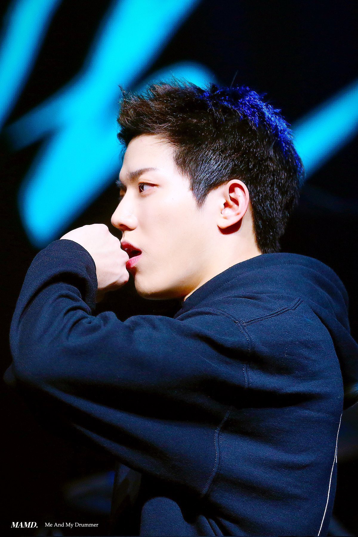 [잡담] 데식 도운 짧은머리 원래도 잘 어울린다고 생각했었는데 | 인스티즈