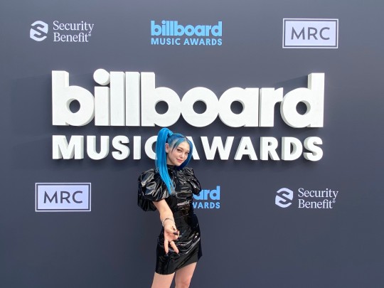 [잡담] 알렉사 케이팝 아티스트로서 ㅂㅌ이후 2번째로 빌보드 뮤직어워드 참석했대 | 인스티즈