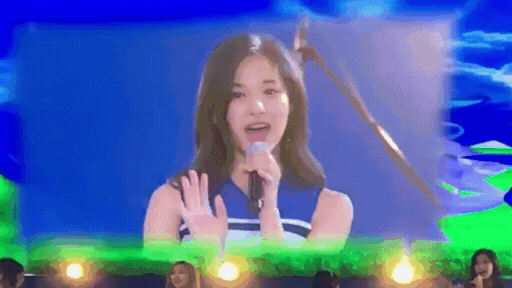 [잡담] 2016년 아카라카 하면 생각나는 쯔위 레전드짤 | 인스티즈