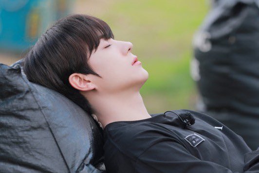 [잡담] 자는 얼굴이 천사세요 | 인스티즈