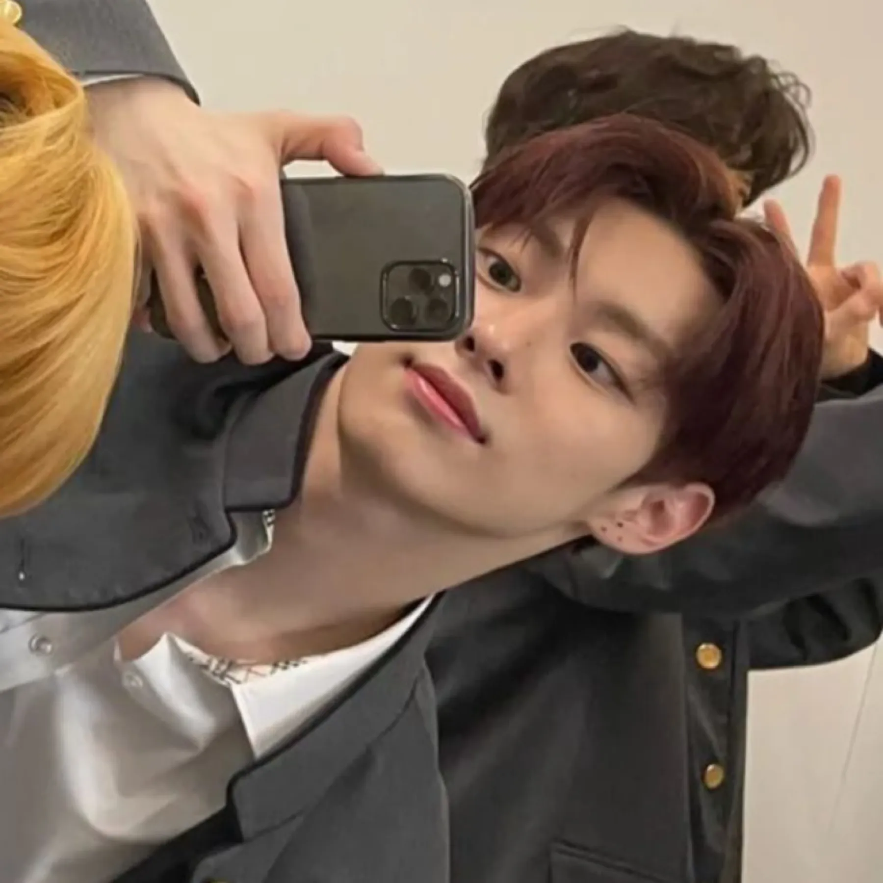 [잡담] 이분 누구셔?? | 인스티즈