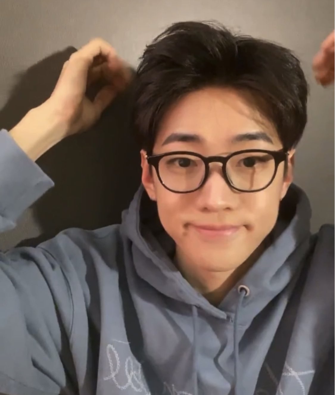 [잡담] 소신발언 1나 박재찬은 고양이가 아니라 강아띠임 | 인스티즈