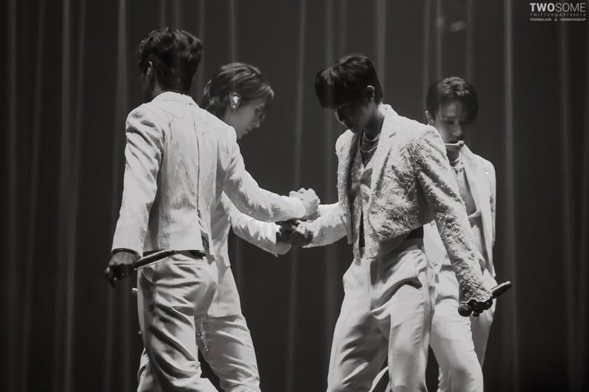 [잡담] 콘서트 끝난후 하이라이트 팬들특 | 인스티즈