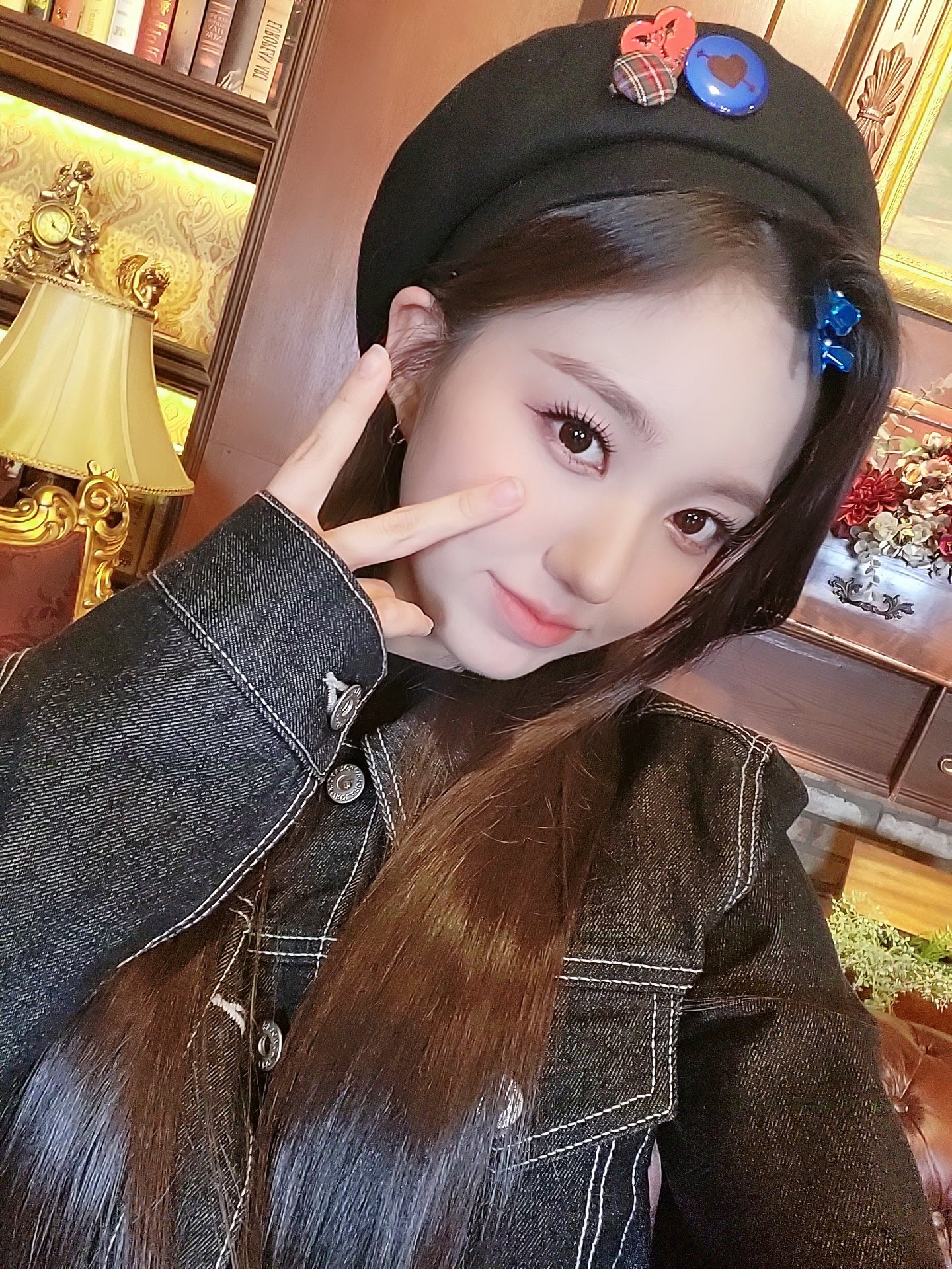 [잡담] 내 아기 진짜 셀카 못 찍음..... 진짜 못 찍음... | 인스티즈