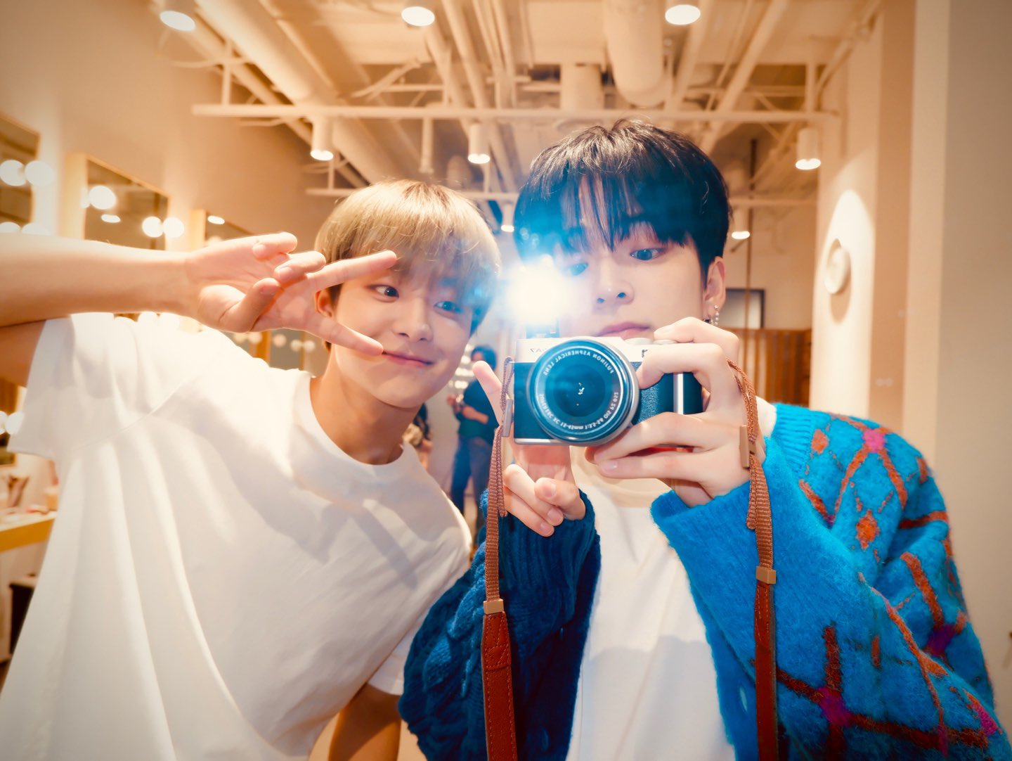 [잡담] 트레저 지훈이 사히 사진 잘 찍는다고 생각했는데 | 인스티즈