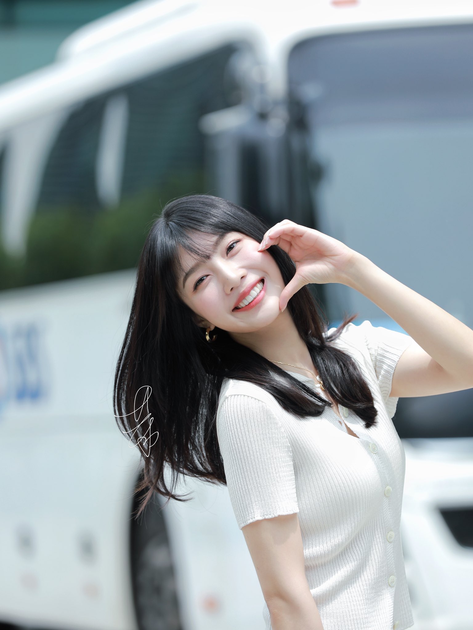 [잡담] 조이 오늘 스타일링 넘 이뻐 | 인스티즈