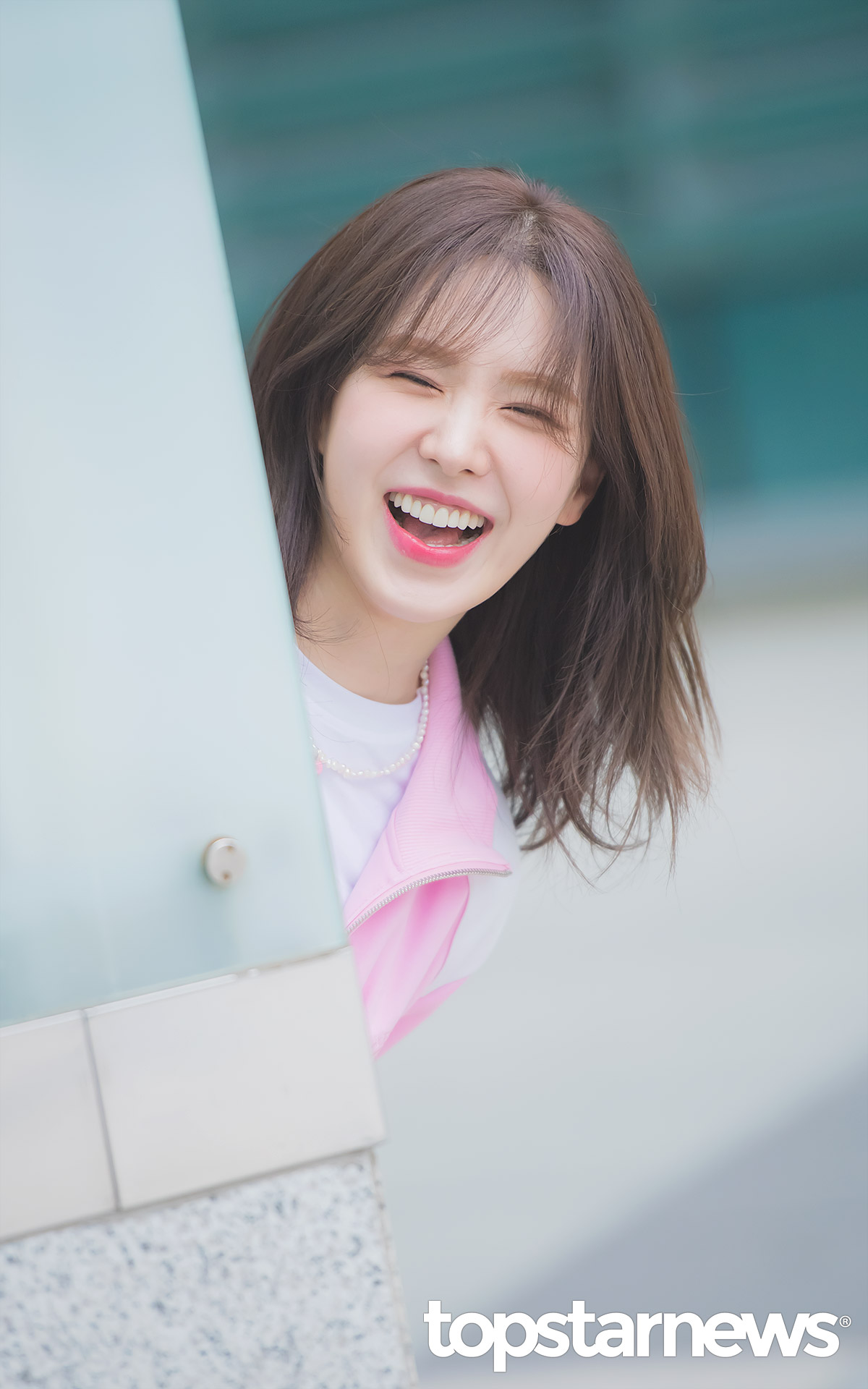 [잡담] 오늘도 웬디는 햇살을 이겨 | 인스티즈