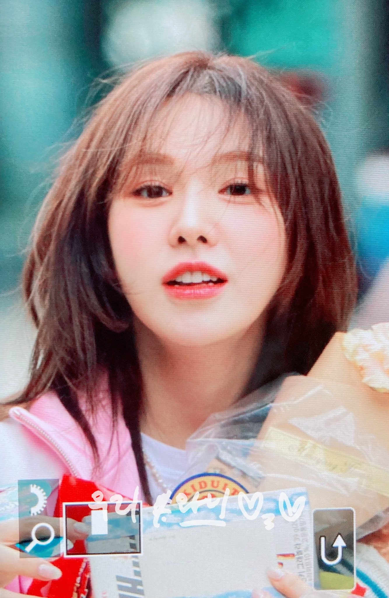 [잡담] 오늘도 웬디는 햇살을 이겨 | 인스티즈