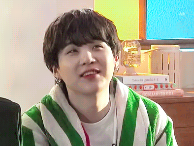 [잡담] 슈가 볼 진짜 딱 한번만 만져보고싶다.... | 인스티즈