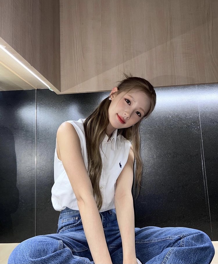 [잡담] 미연이 이 날 착장 너무 예쁘다 | 인스티즈