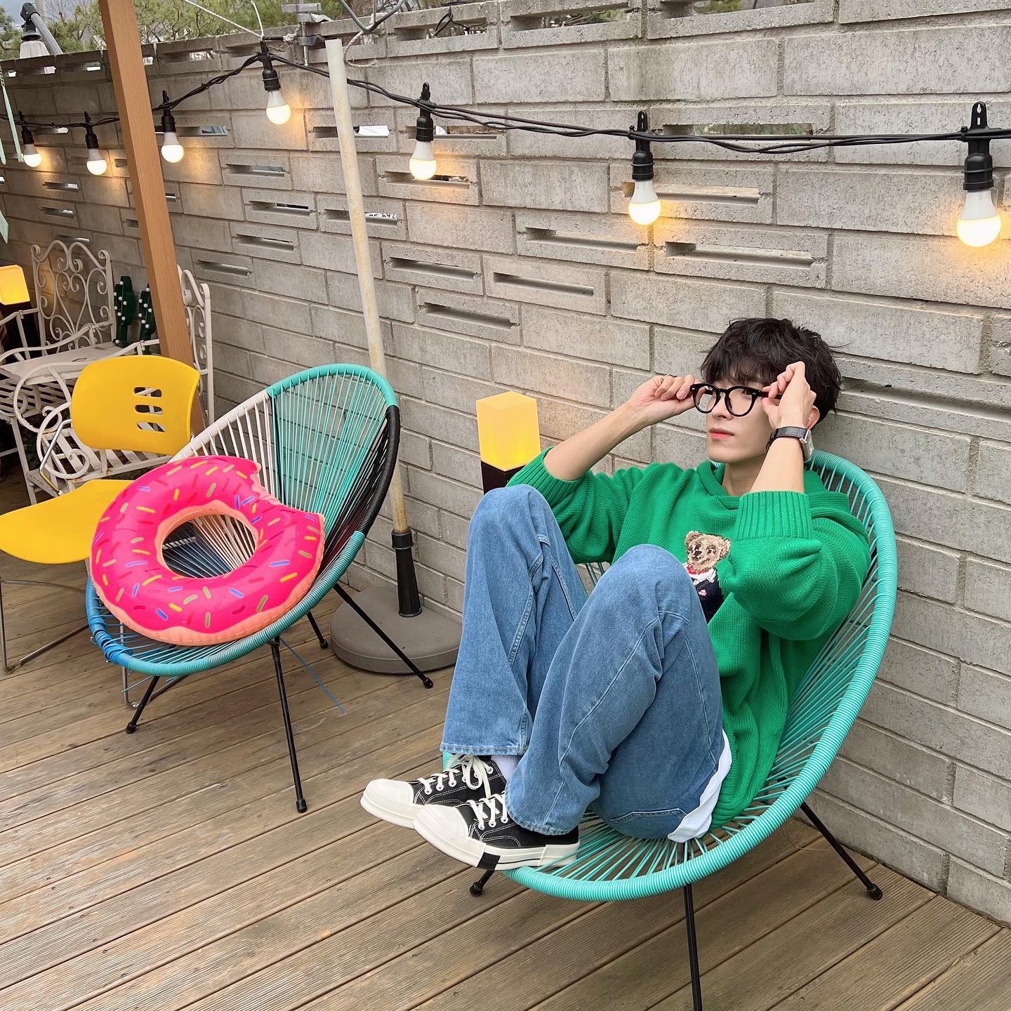 [잡담] 딱 내가 생각하던 너드의 정석이다.. | 인스티즈