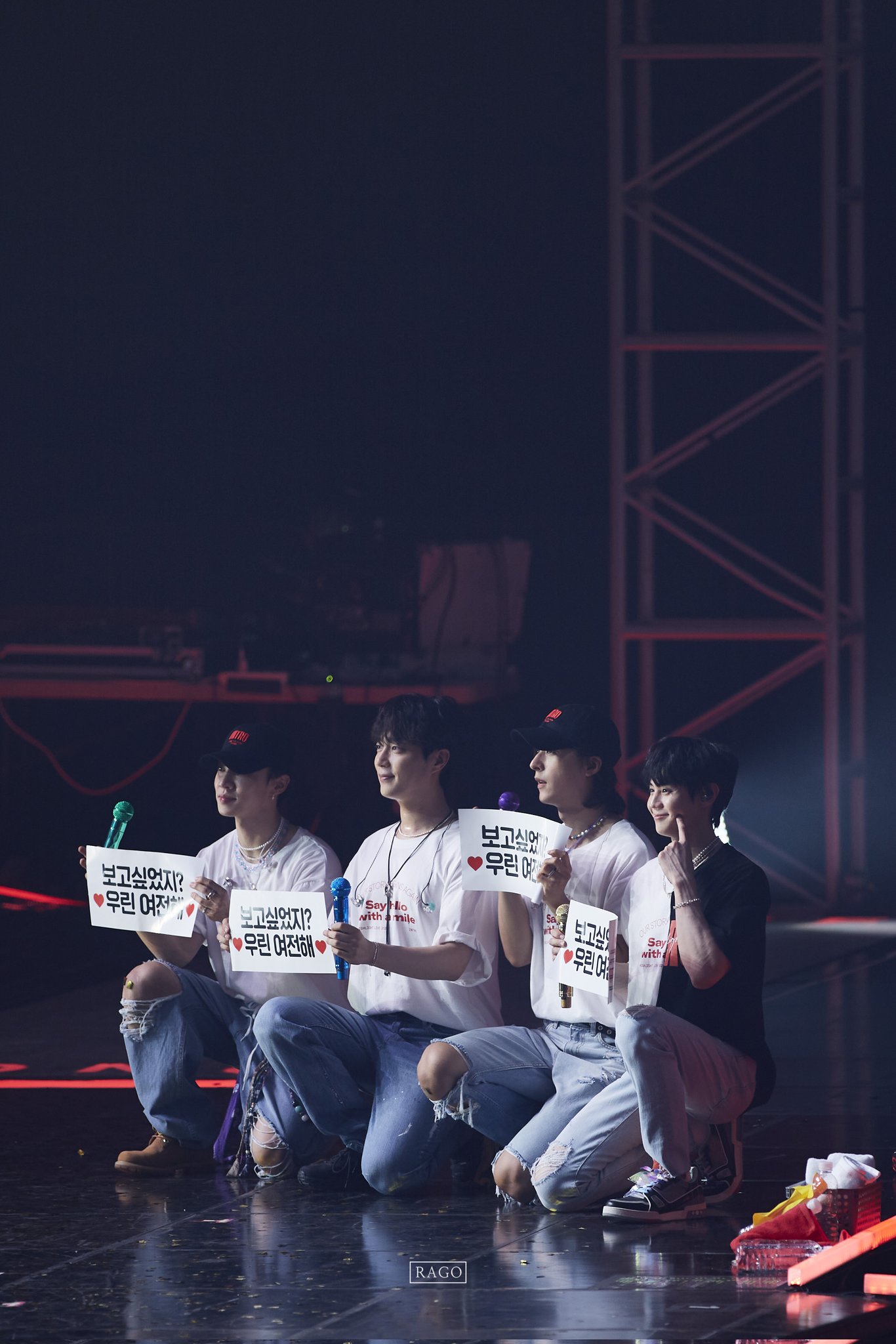 [잡담] 유튜브 쇼츠 내릴때마다 하이라이트 콘서트 직캠만 떠서 | 인스티즈