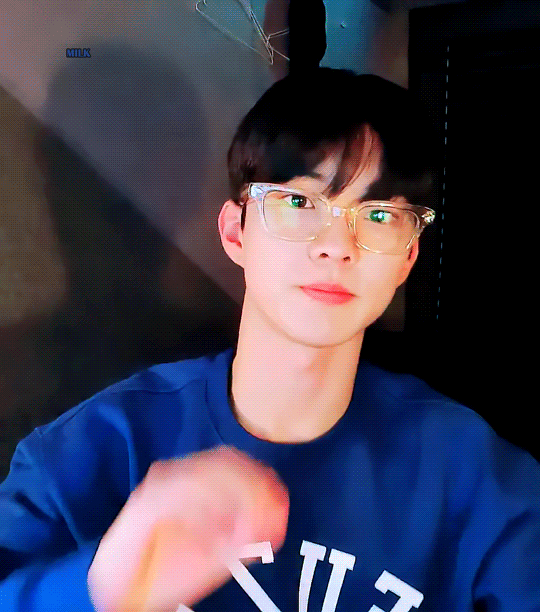 [잡담] 내가 더보이즈 큐 관련해서 유일하게 못고르겠는거ㅋㅋㅋ🥲 | 인스티즈