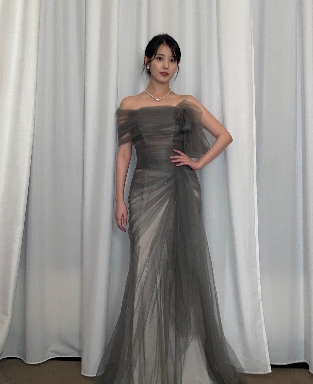 [잡담] 아이유 인스타에 칸 현장 사진 올라왔네!! | 인스티즈