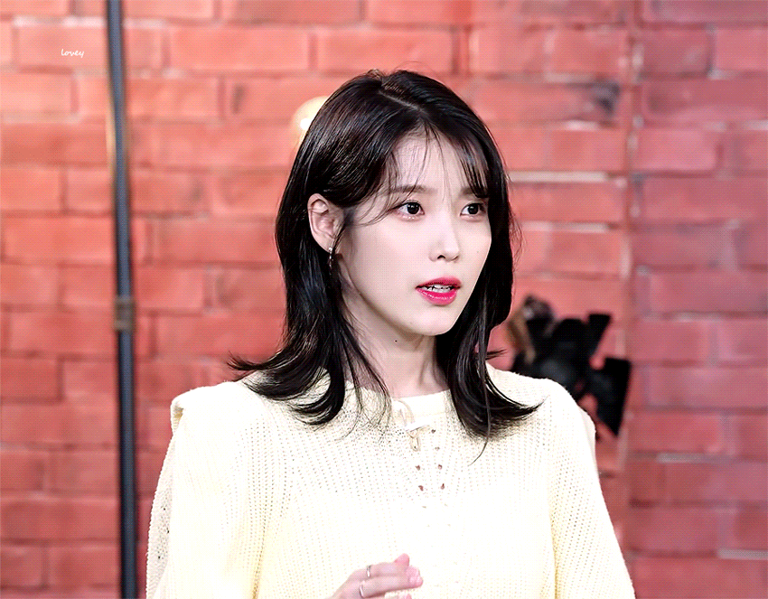 [잡담] 아이유 팔레트의 병아리반 이지은 선생님 | 인스티즈