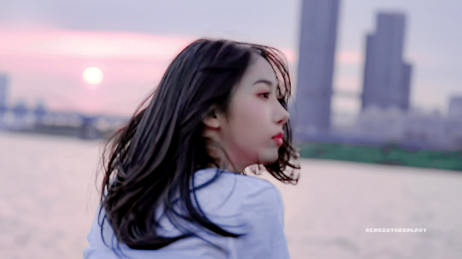 [잡담] 신비 진짜 여름이었다 그자체.. | 인스티즈