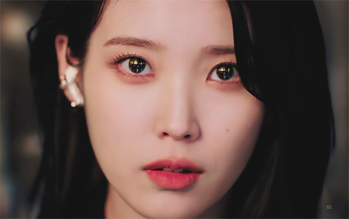 [잡담] 아이유 같은 각도 다른 보정 | 인스티즈