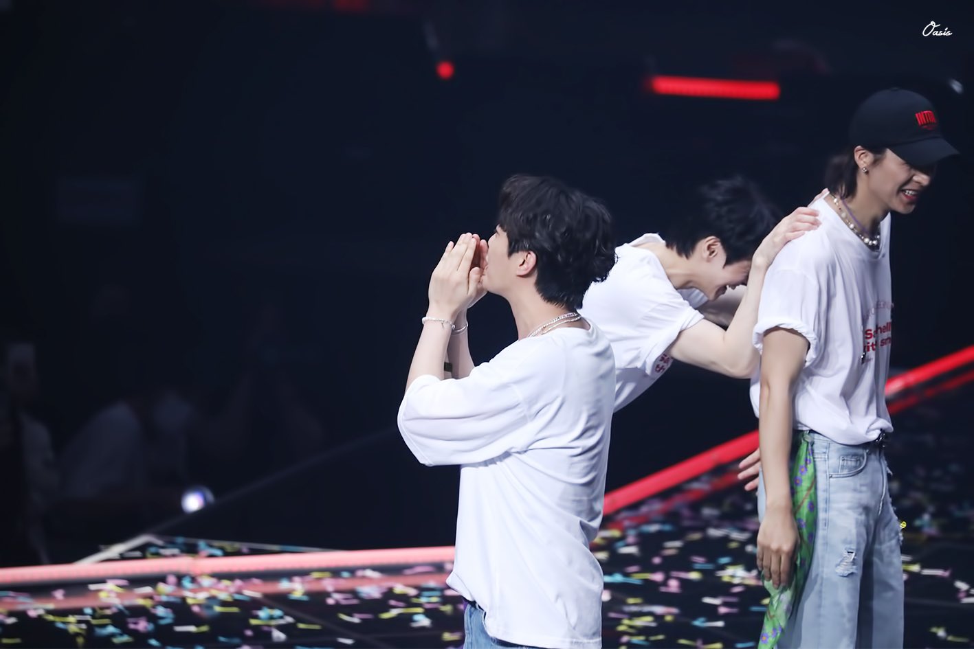 [잡담] 윤두준: 여러분 노래방을 가세요〰️! | 인스티즈